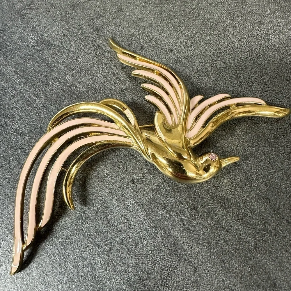 Vintage Trifari Signed Gold Pink Enamel Paradise Large Bird Brooch